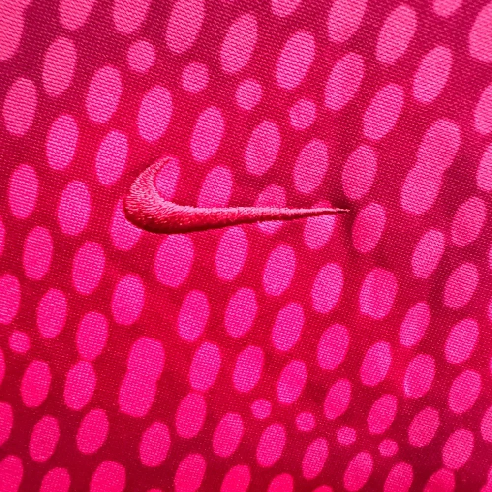 Nike Women's Fuchsia Patterned Hoodie
